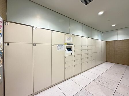 宅配Box完備