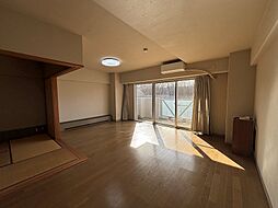 ヴィラ北軽井沢エルウィング 6階1LDKのリビング/ダイニング