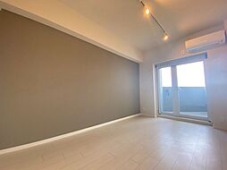 都営大江戸線 東新宿駅 徒歩2分の賃貸マンション 8階ワンルームのリビング/ダイニング