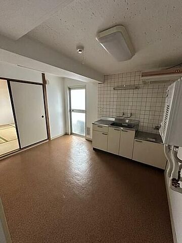 リビング/ダイニング パラスト野方 2階/201