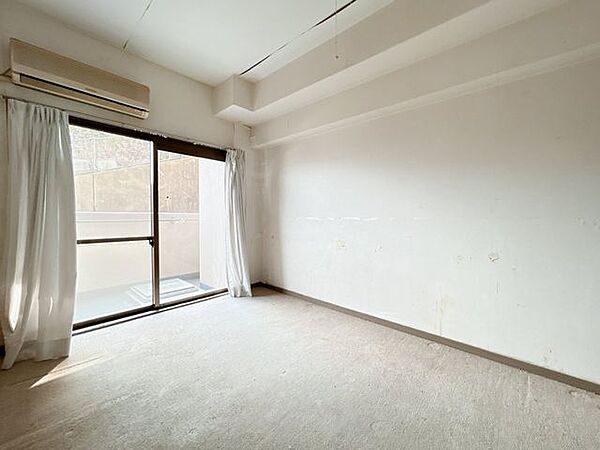 洋室を拡大表示