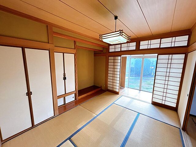 室内 久留米市江戸屋敷1丁目8-16