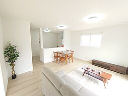 リビング/ダイニングの画像