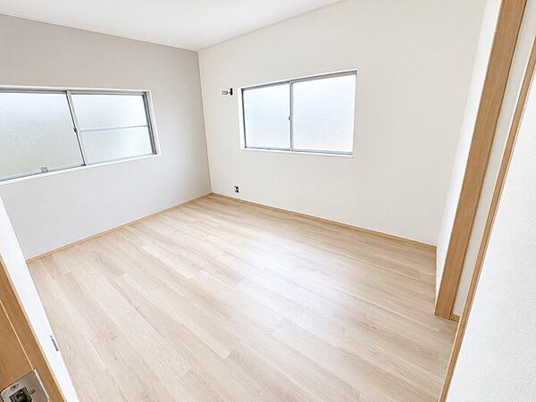 寝室を拡大表示