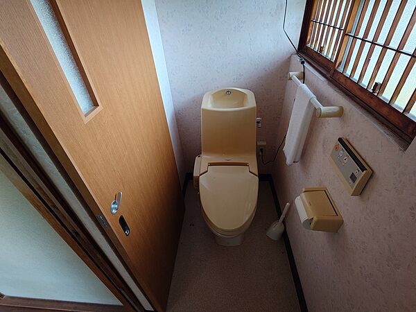 トイレを拡大表示