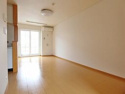 ラビスII 1階1LDKのリビング/ダイニング