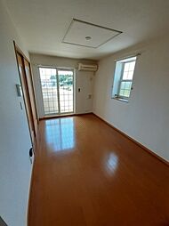 ノーブル II 2階2LDKのリビング/ダイニング