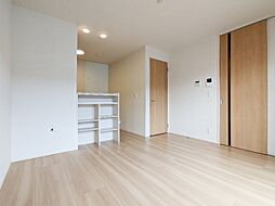 スペチアーレ I 1階2LDKのリビング/ダイニング