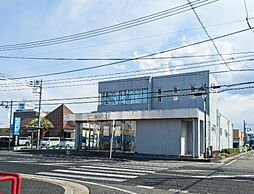 東和銀行高崎北支店 697m