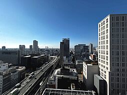 LDからの眺望です。前面に遮るものもなく、青空が広がります。