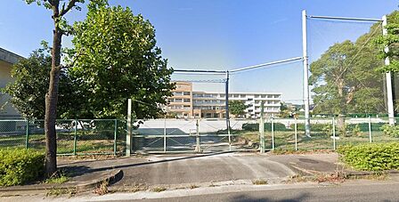 岡崎市立北中学校 400m 徒歩5分