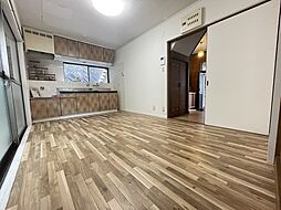 中野東6丁目一戸建て 4DKのリビング/ダイニング