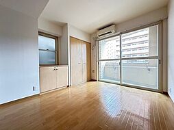 メゾン・ド・ピュア 2階1LDKのリビング/ダイニング