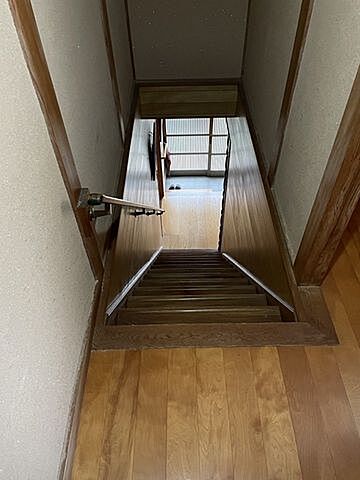 室内 福山市駅家町大字弥生ケ丘10-78