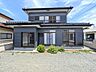外観：開放感のある北東角地です！交通量の落ち着いた閑静な住宅街で子育て世帯にもおすすめです！(2026年6月撮影)※リフォーム後写真