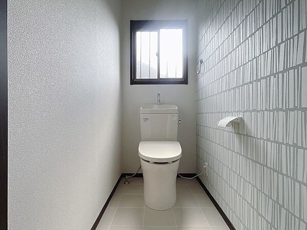 トイレを拡大表示