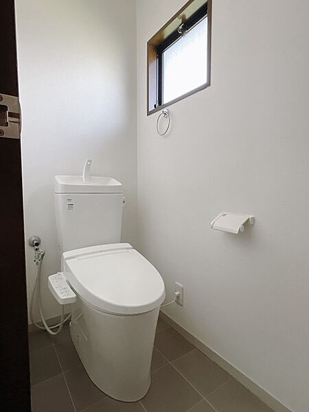 トイレを拡大表示