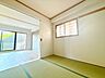 洋室：さわやかな風の通るお部屋です◎