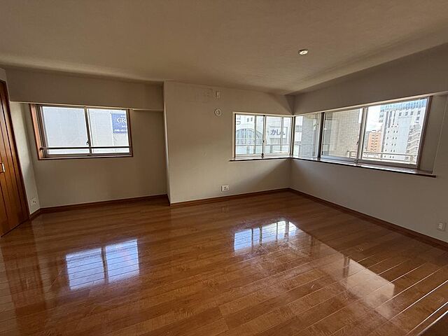 リビング/ダイニング Dクラディア高見馬場 8階/-