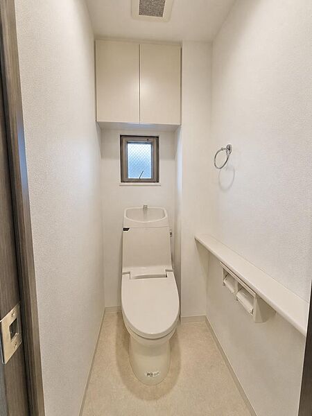 トイレを拡大表示