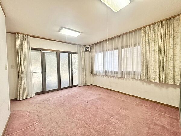 洋室を拡大表示