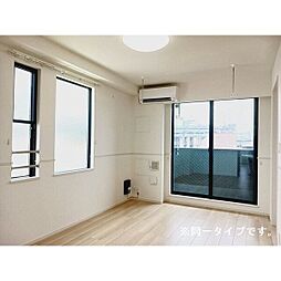 サニークレリア 2階1LDKのリビング/ダイニング