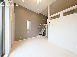 アーバンリュクス 1階1Kのリビング/ダイニング