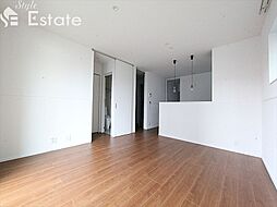 COSMO TERRACE 3LDKのリビング/ダイニング