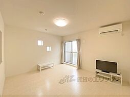 近鉄橿原線 九条駅 徒歩3分の賃貸アパート 1階1Kのリビング/ダイニング