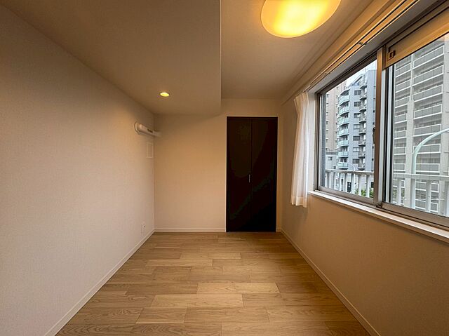 寝室 レジェンド新宿 4階/-