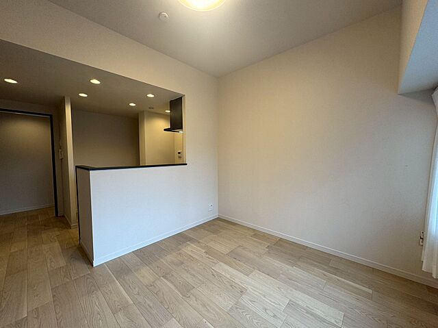 室内 レジェンド新宿 4階/-