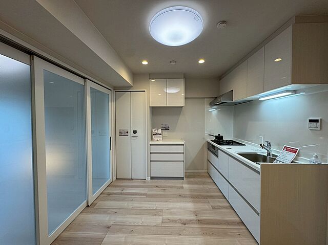 リビング/ダイニング ヴァン・ヴェール新宿 5階/-