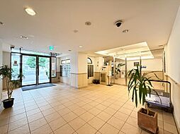 館内は静寂な中が保たれており、管理が行き届いている印象を受けました。