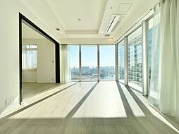 落ち着いた雰囲気に包まれて、伸びやかな空間。