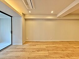 落ち着いた雰囲気に包まれて、伸びやかな空間。