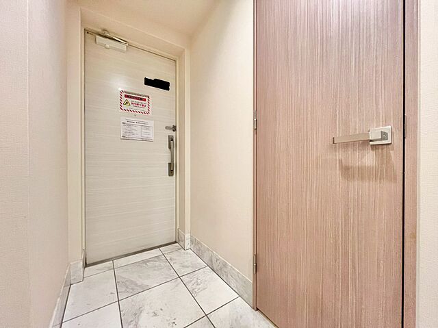 玄関 サンウッド東京茅場町パークフロント 2階/-