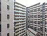 バルコニー：眺望や窓からの景色が良いと、家で過ごす時間も快適です。