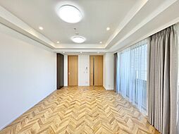 シンプルな内装と偏り過ぎないデザインで統一しました。