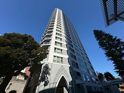 外観：飽きのこないシンプルモダンな外観です。