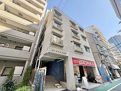 外観:飽きのこないシンプルモダンな外観です。 外観:飽きのこないシンプルモダンな外観です。