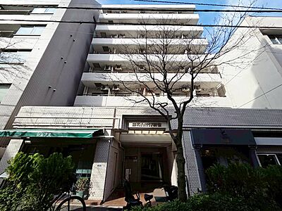 外観:飽きのこないシンプルモダンな外観です。 外観:飽きのこないシンプルモダンな外観です。