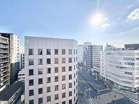 陽当たり・通風・開放感に恵まれた環境です。