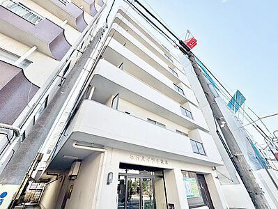 外観：飽きのこないシンプルモダンな外観です。