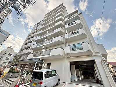 外観：飽きのこないシンプルモダンな外観です。