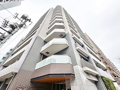 外観：飽きのこないシンプルモダンな外観です。