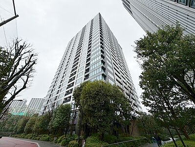 外観：飽きのこないシンプルモダンな外観です。