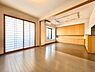 リビング/ダイニング：居心地の良い空間に仕上がっております。