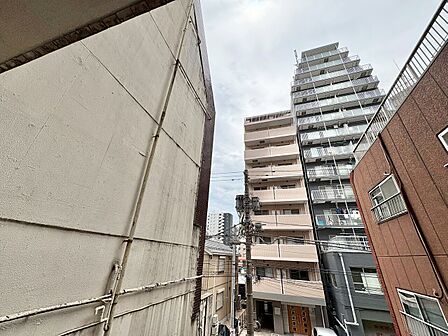 眺望や窓からの景色が良いと、家で過ごす時間も快適です。