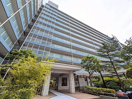 忙しく過ぎゆく日常を置き去るほど、ゆったりした時間が流れる住環境。