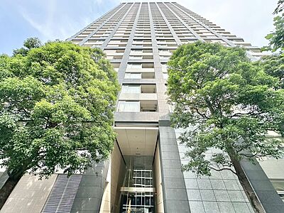 外観:飽きのこないシンプルモダンな外観です。 外観:飽きのこないシンプルモダンな外観です。